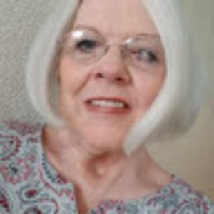 Meet your Posher, Carolyne